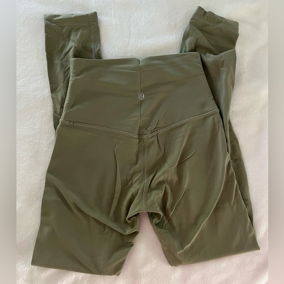 LULULEMON LEGGINGS - Picture 2 of 4